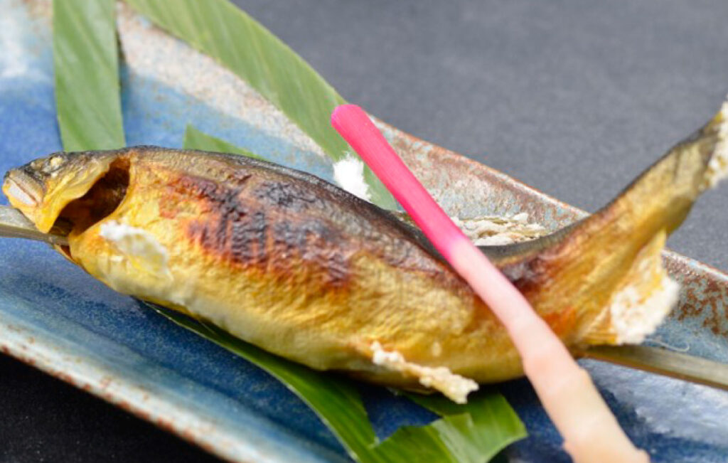 たつた旅館　鮎の塩焼き