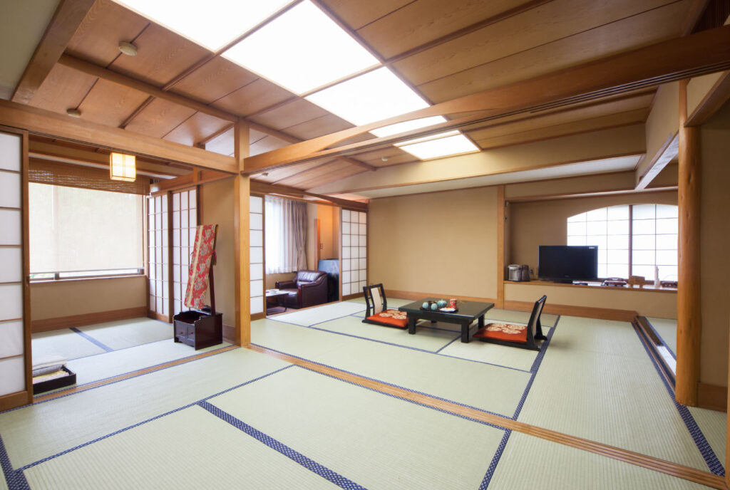 たつた旅館 一般客室19畳角部屋