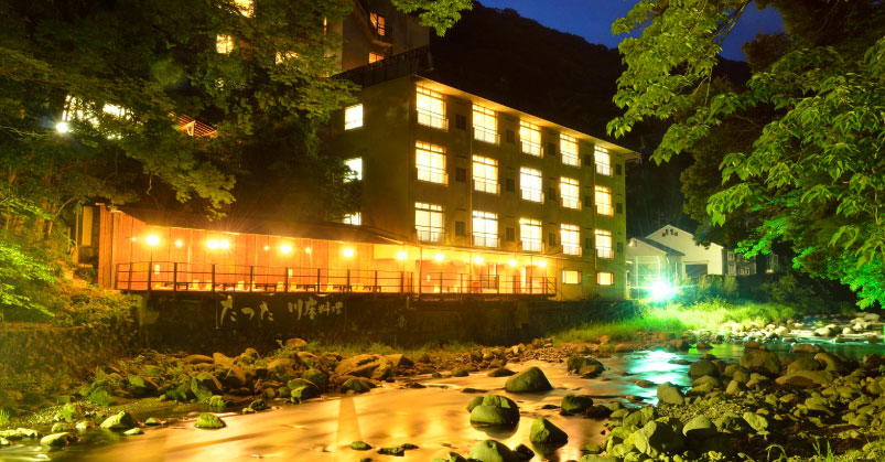 たつた旅館　夜