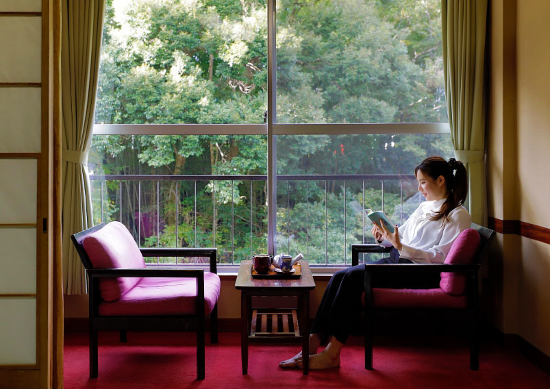 たつた旅館　部屋でのんびり